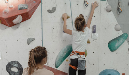 Post Image Climbing Sports and Casino Entertainment Suitable for young folks - Climbing Sports and Casino Entertainment